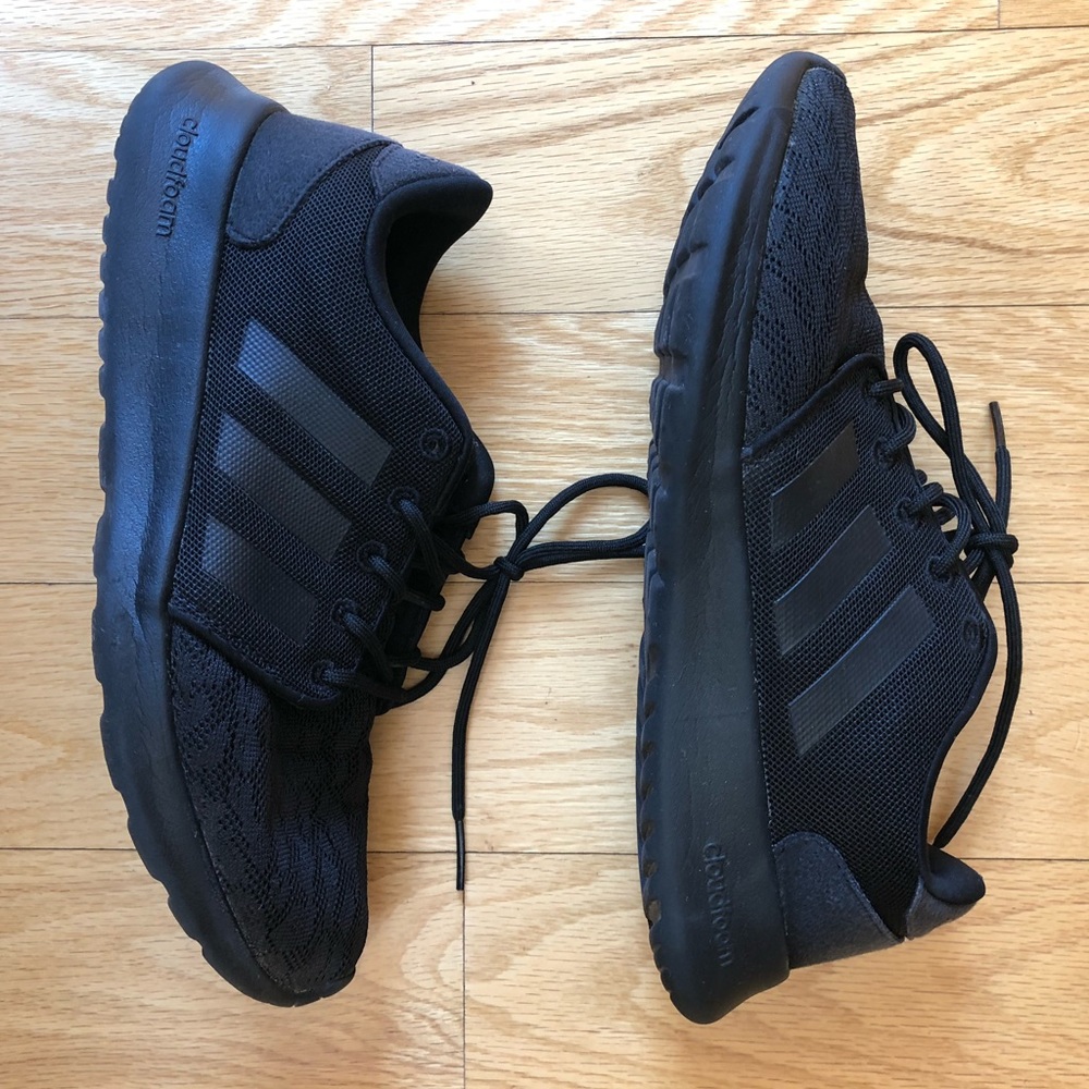 Adidas cloudfoam in black